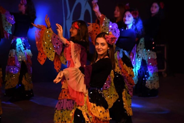 Bursa İnegöl'de 'Halk Dansları Topluluğu' yetiştiriyor