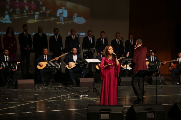 Bursa Merinos'ta türkü gecesi