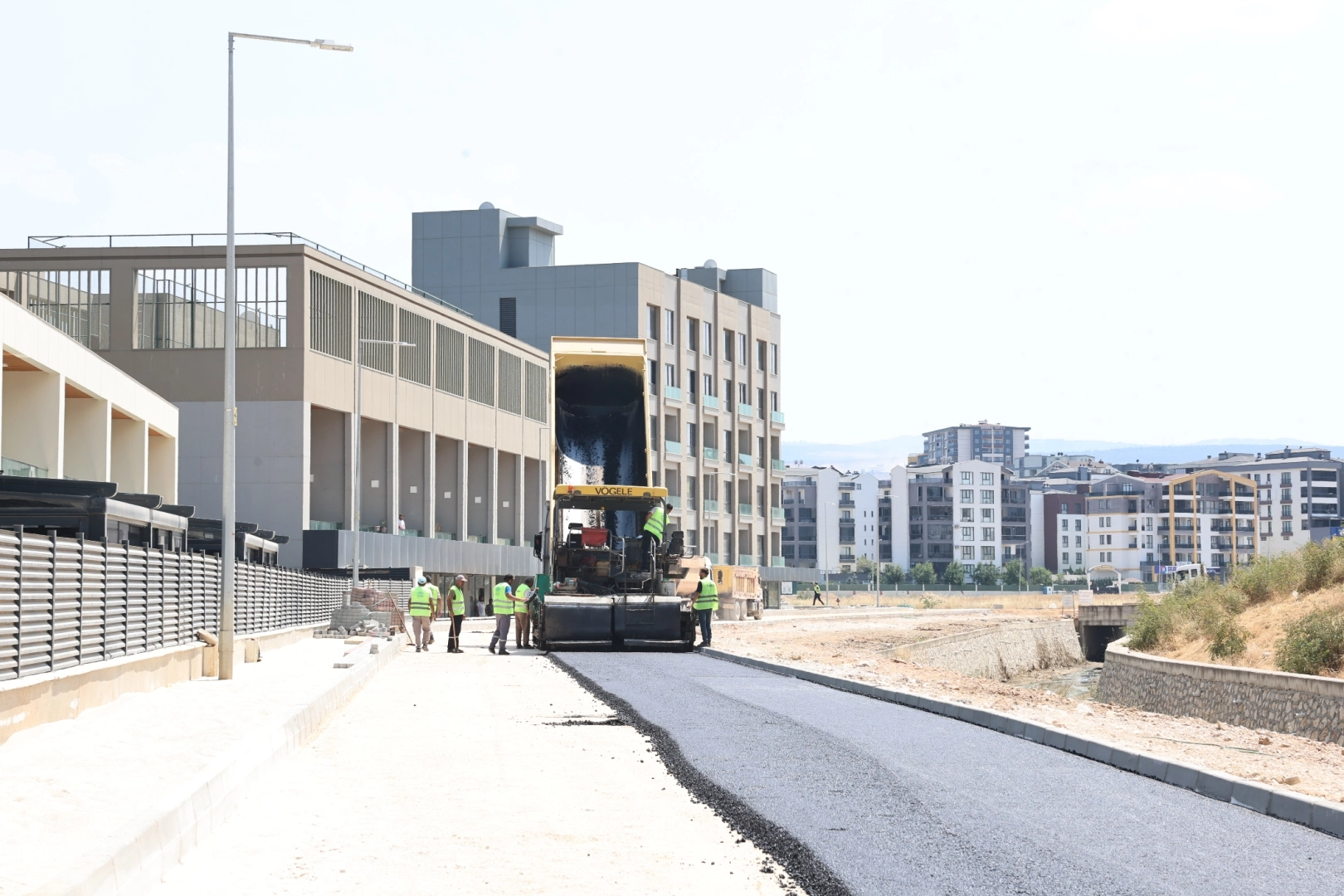 Bursa Nilüfer'de Balkan Mahallesi'ne asfalt