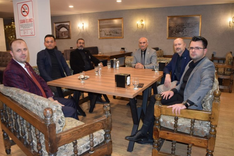 Bursa Osmangazi'de altılı masanın ilçe başkanları buluştu