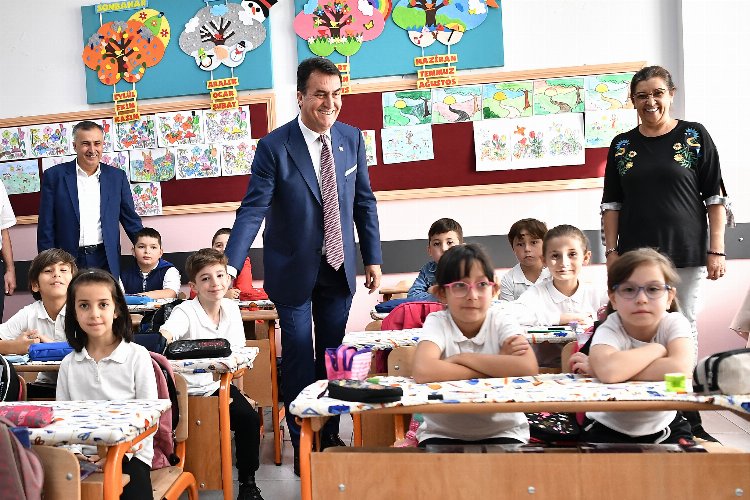 Bursa Osmangazi'de ilk ders Başkan Dündar'dan
