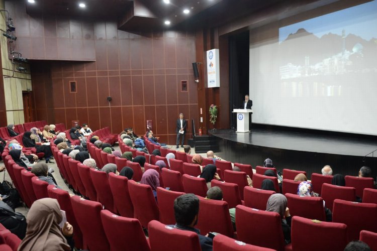 Bursa Yıldırım'da 'Adım Adım İslam Dünyası' dersi