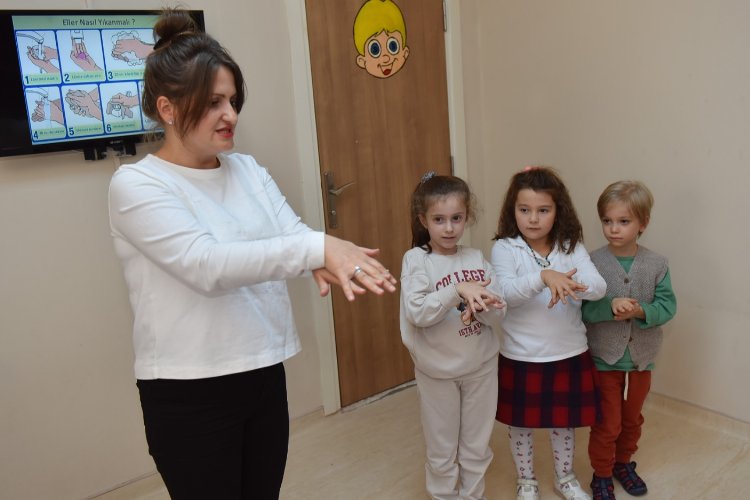 Bursa Yıldırım'da çocuklara hijyen ve güvenlik