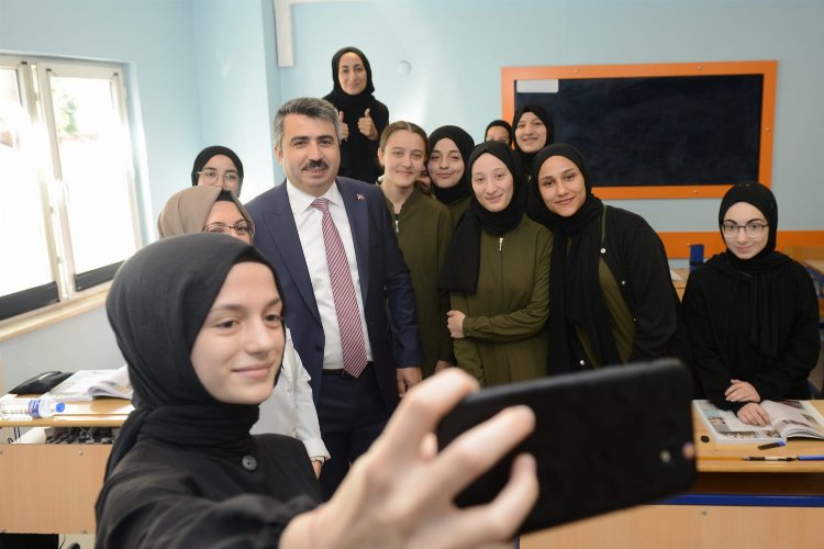 Bursa Yıldırım'da haftanın ilk mesai saati öğrencilerin