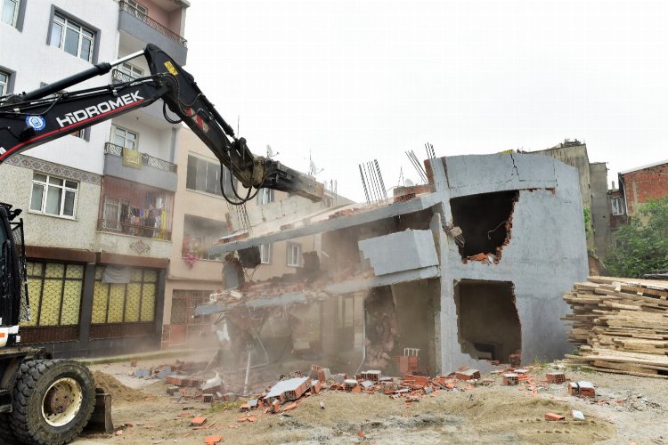 Bursa Yıldırım'da ilk 5 ayda 185 kaçak yıkım!