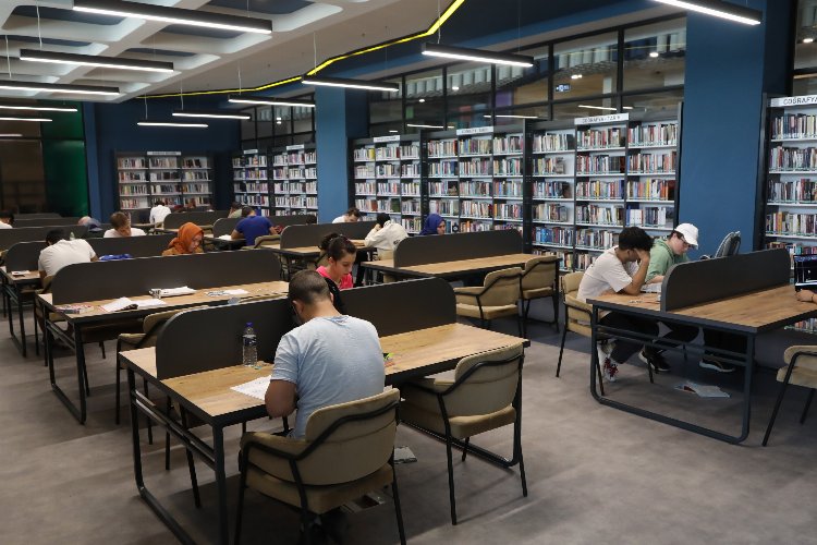 Çayırovalı gençlerin uğrak noktası YKS'ye kadar 7/24 açık