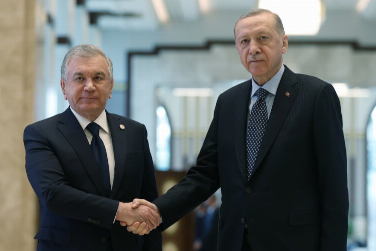 Cumhurbaşkanı Erdoğan'dan Özbekistanlı mevkidaşına tebrik