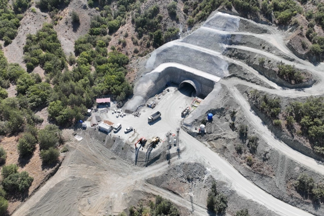 Demir ağlara Ankara'dan Samsun'a örülüyor