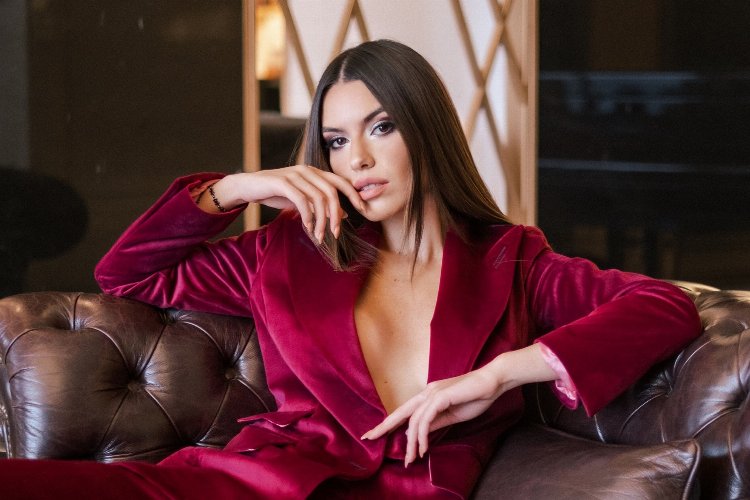 Dilara Kırmıt Milan Fashion Week'e hazırlanıyor