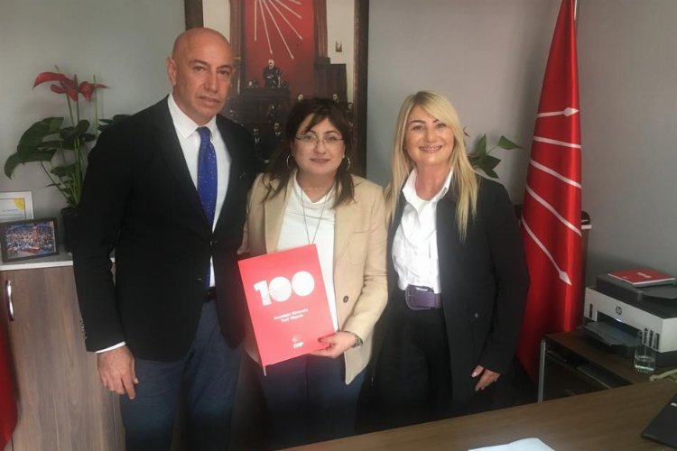 Erdal Aksünger CHP'den Bayraklı'ya talip oldu