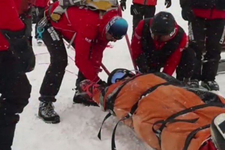 Erzurum'da İran asıllı bir şahıs kayak yaparken yaralandı