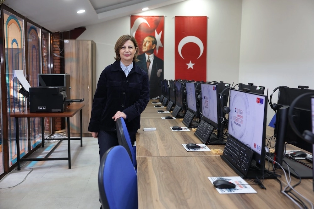 Eskişehir'de “Dijital Gençlik Merkezi” atölyesi