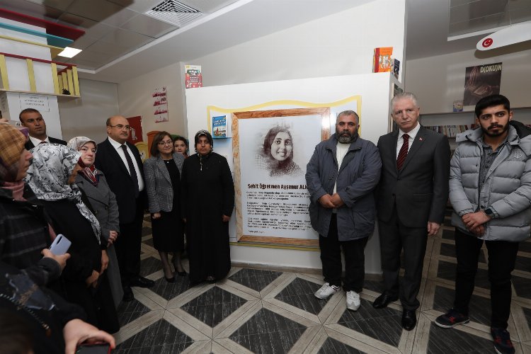 Gaziantep şehit öğretmeni Nizip'te kütüphanede yaşatacak