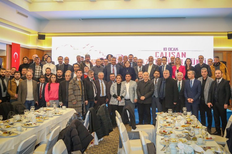 Gaziantep'te Başkan Şahin, gazetecilerle buluştu