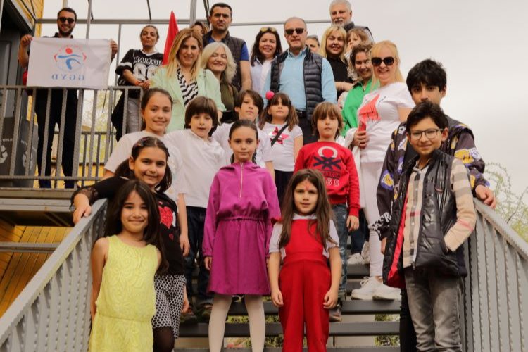 GGYD Başkanı Allıoğlu: "Dünya lideri Atatürk'ün vizyonunu çocuklarımıza aşılamaya çalışıyoruz"