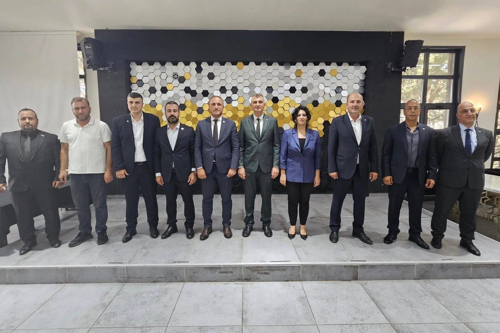 Gölcük'te siyasi parti başkanları istişarede