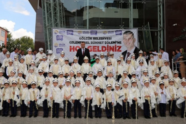 Gölcük'te sünnet şöleni kayıtları başladı
