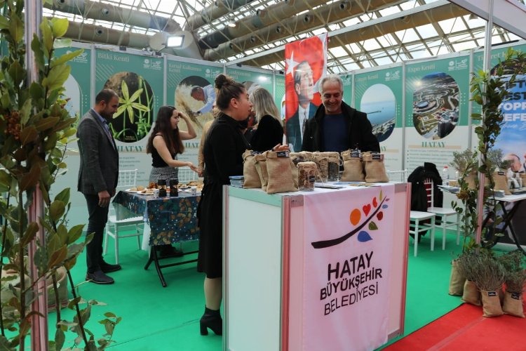 Hatay'ın zengin florası Antalya'da sergileniyor