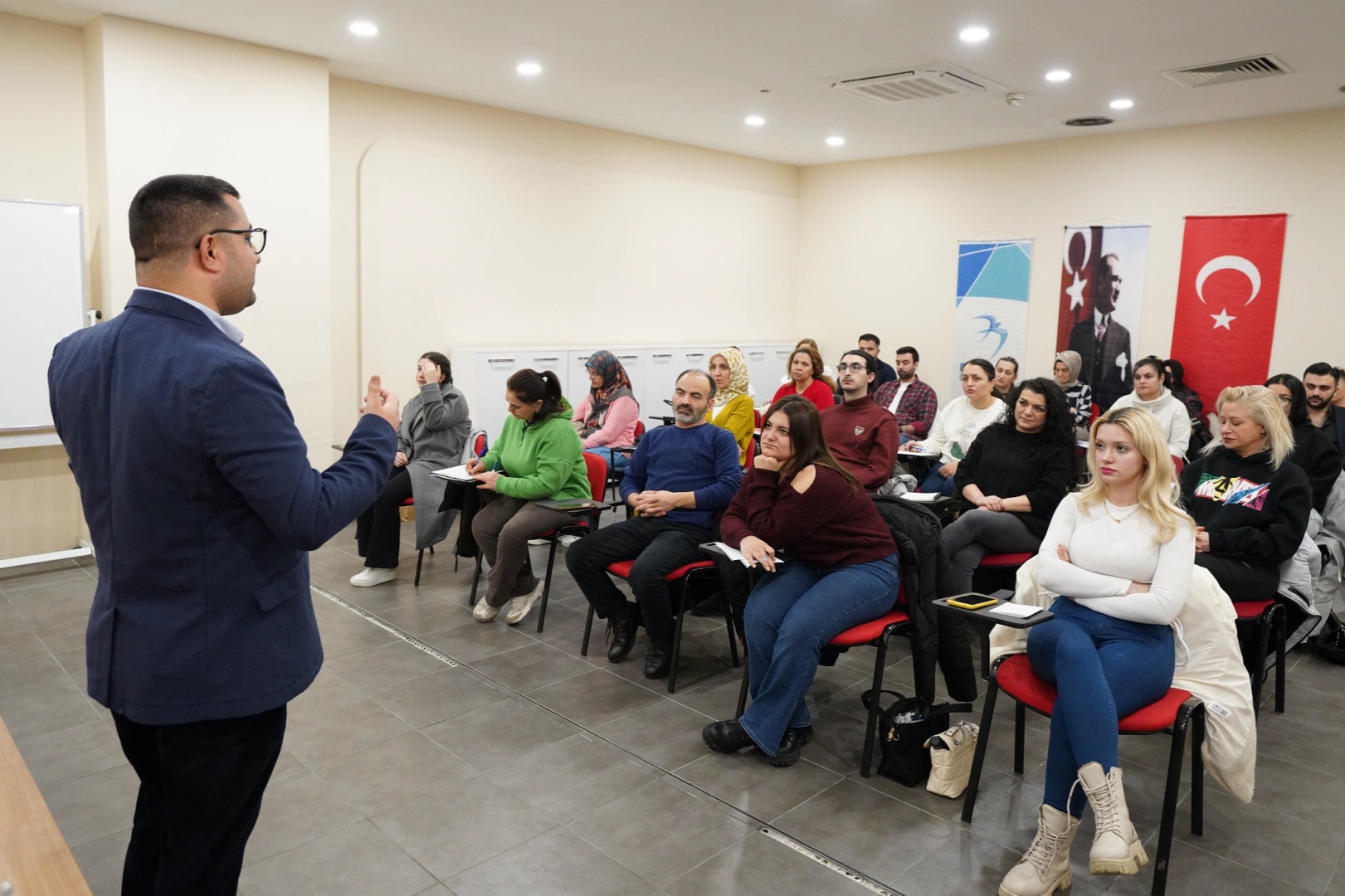İstanbul Beylikdüzü’nde uygulamalı muhasebe eğitimi başladı