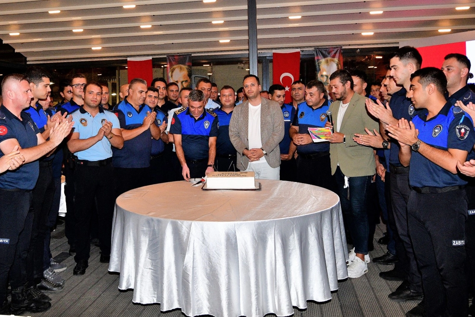 İzmir Bornova'dan Zabıta Haftası’nda güçlü mesaj