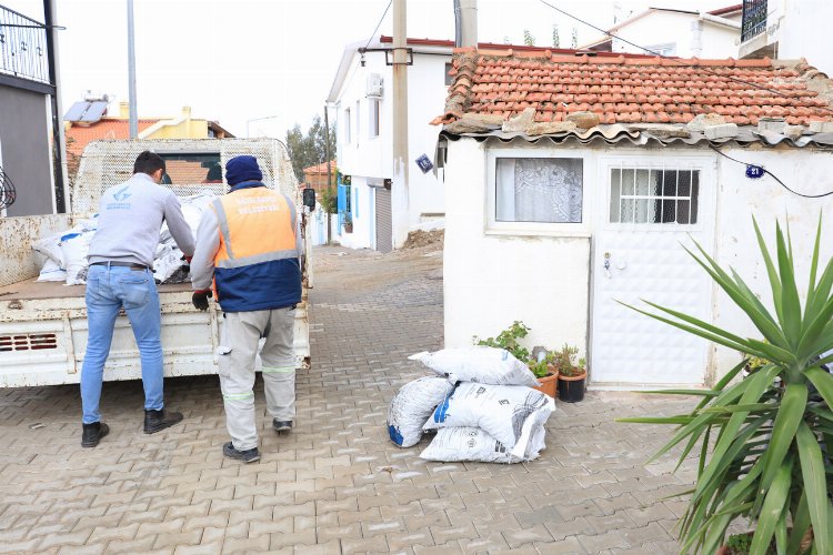İzmir Güzelbahçe'de sıcak destek