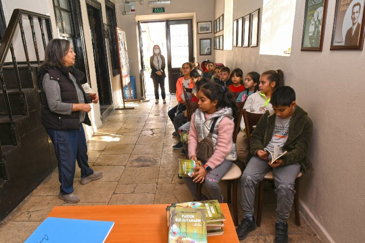 İzmir Karabağlar'dan çocuklara ara tatil armağanı