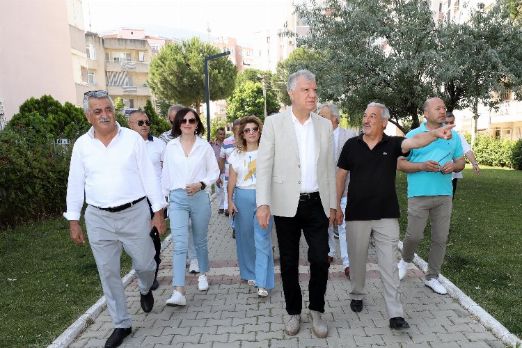 İzmir Narlıdere'de Başkan Engin'den mahalle gezilerine devam