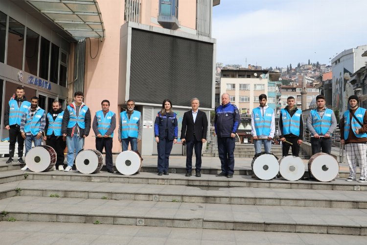 İzmit'te davulcular mesaiye hazır