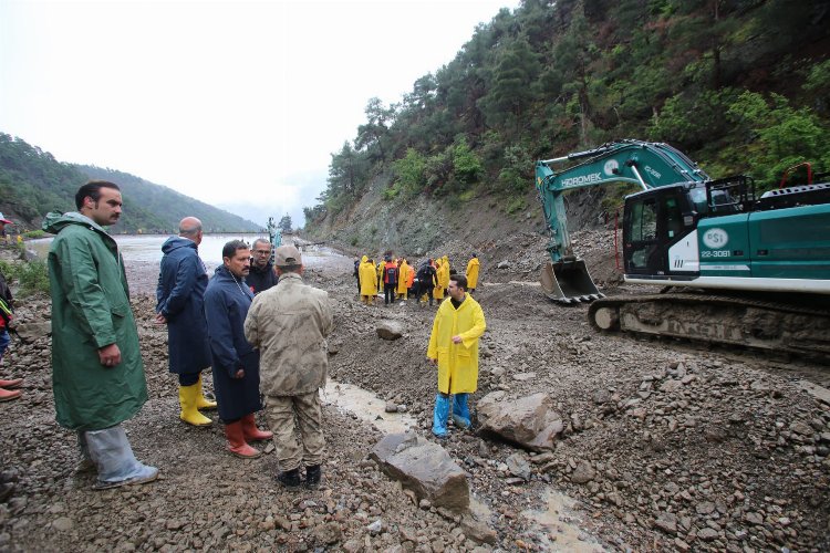 Karadeniz'de sel... Acı haber Amasya'dan geldi