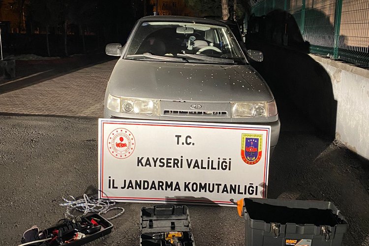 Kayseri'de baz istasyonu soygunu