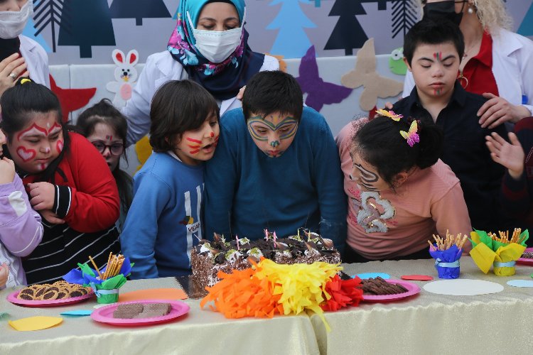 Kayseri'de engelsiz doğum günü