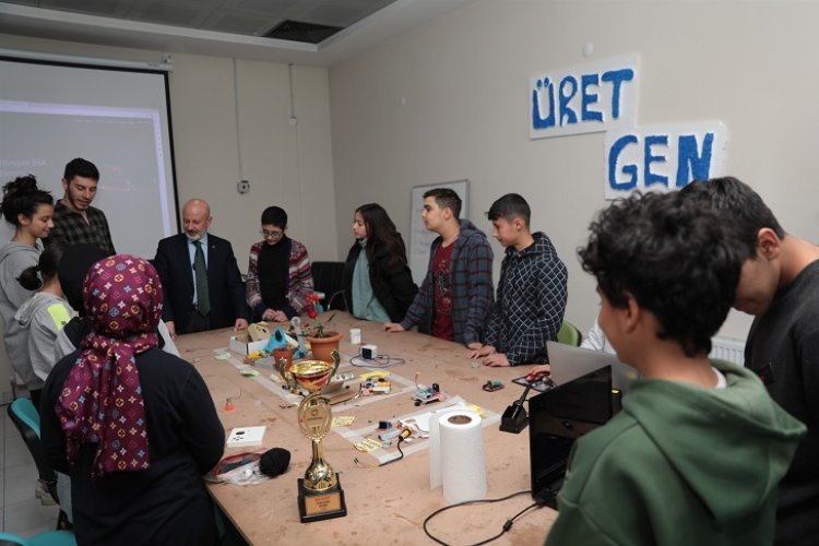 Kayseri Kocasinan Akademi'de teknolojik hizmet
