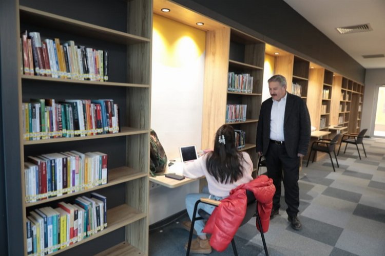 Kayseri Melikgazi'de Akıl Küpü Kütüphaneler hız kesmiyor