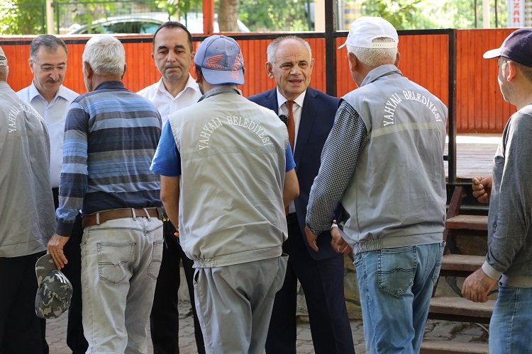 Kayseri Yahyalı'da bayramlaşma programı