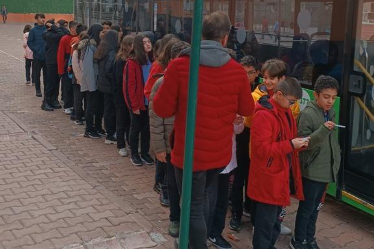 Kayserili öğrencilere 'toplu taşıma' eğitimi