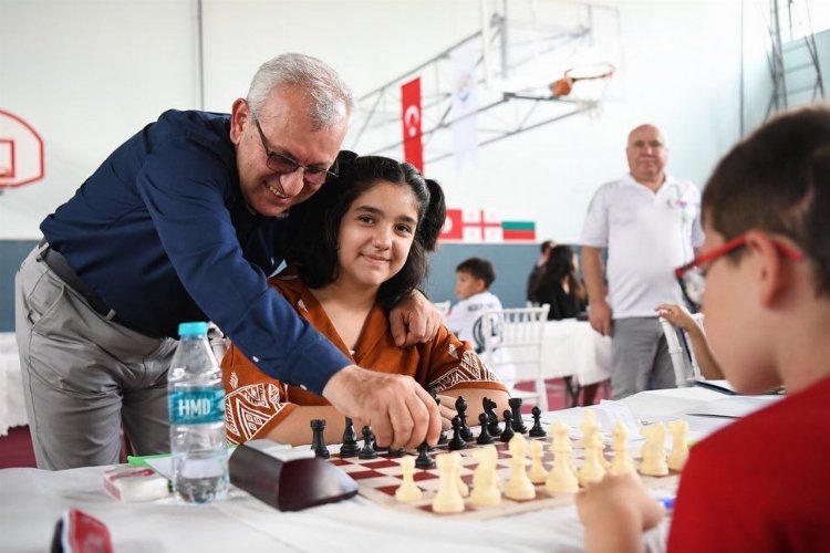 Keşan'da 18. Uluslararası Açık Satranç Turnuvası başladı