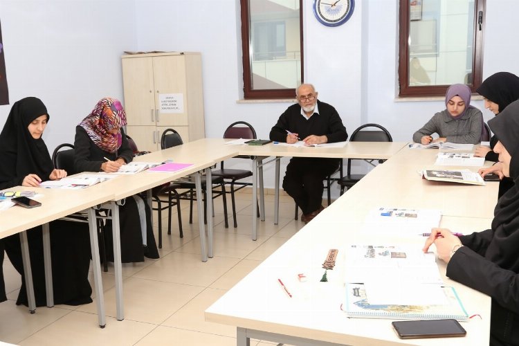 KO-MEK'in yabancı dil kurslarında Arapça ilgisi