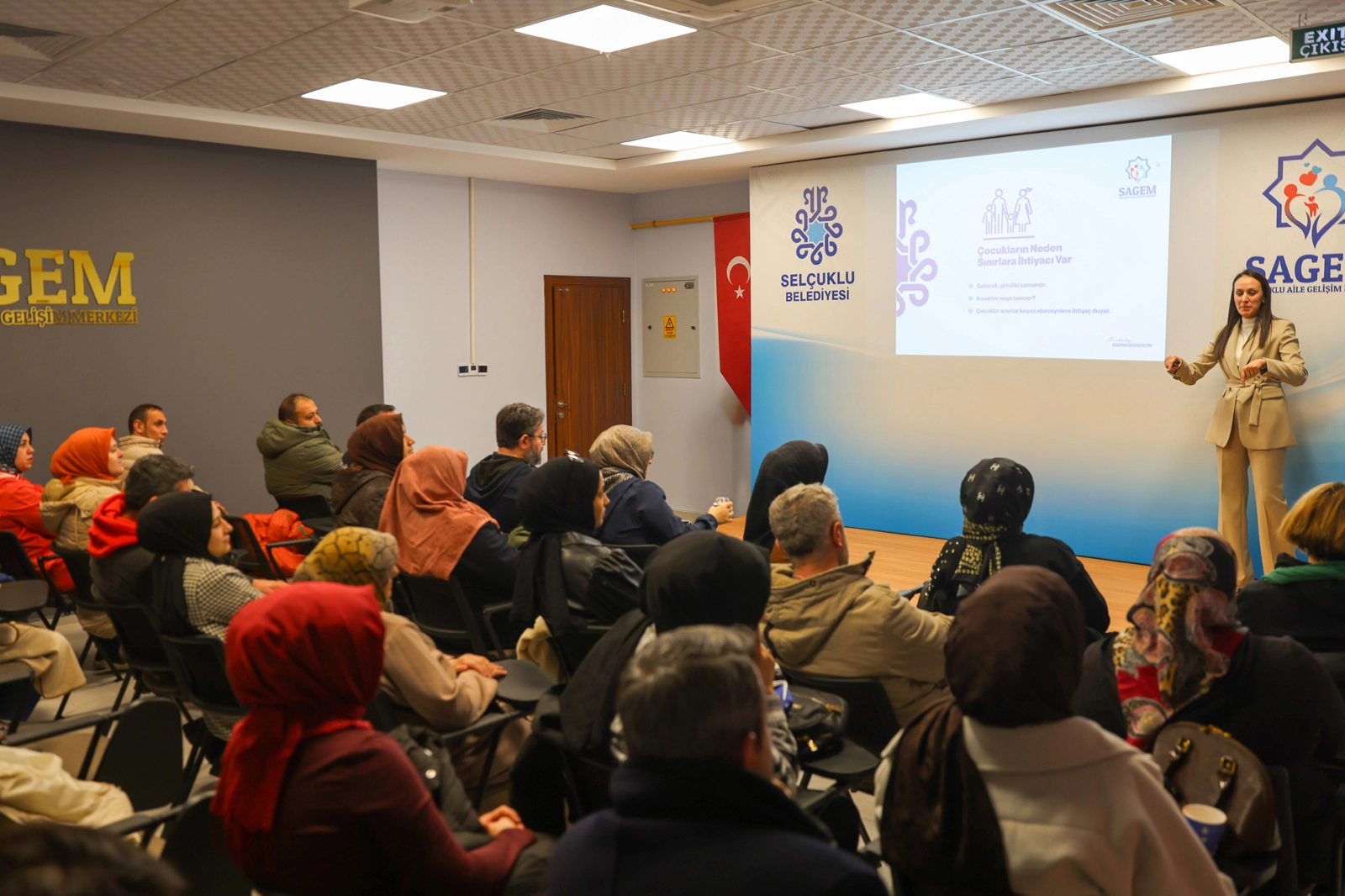 Konya'da ailelere mahremiyet semineri