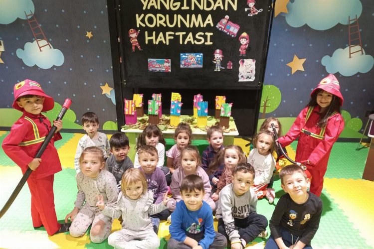 Kütahya'da minik öğrencilerden itfaiyeye ziyaret