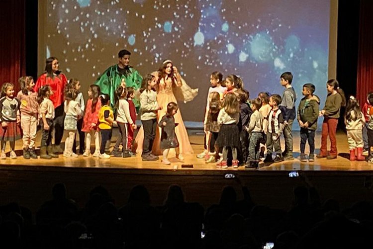 Kütahya'da 'Vazodaki Peri' sahnelendi