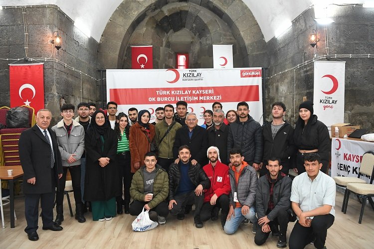 Kızılay Kayseri Ok Burcu Büyükkılıç'ı ağırladı