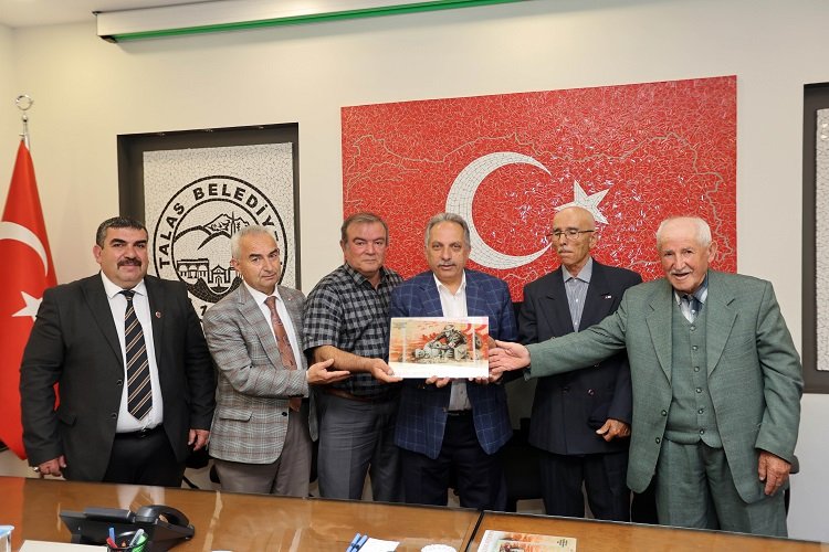 Kızılay Talas'tan Başkan Yalçın'a teşekkür