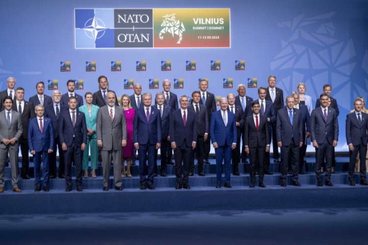 Liderler zirvede 'aile fotoğrafı' verdi