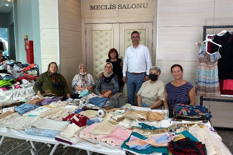 Manisa Büyükşehir'den Pati Çarşı'ya ziyaret