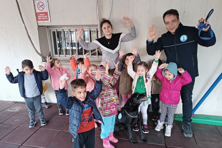 Manisa'da miniklere sevimli dostlarıyla eğlenceli aktivite