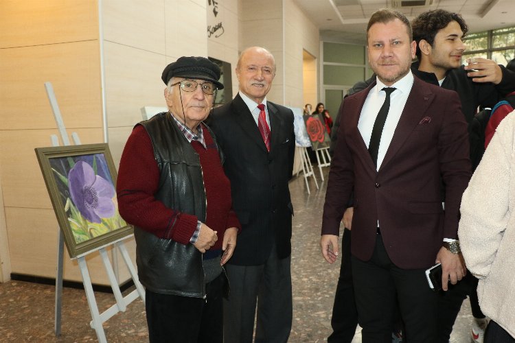 Manisa'da Nail Türkel'in eserleri görücüye çıktı