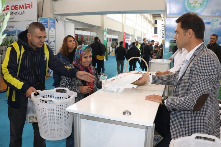 Manisa'da uluslararası fuarda Büyükşehir projeleri ilgi gördü