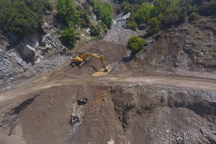 Manisa Sarıgöl'de heyelana anında müdahale