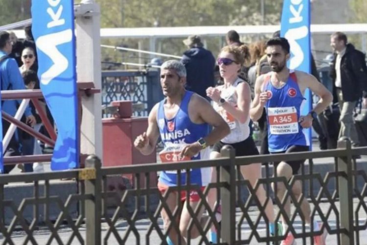 Manisalı atlet Bayram İstanbul Yarı Maratonu'na damga vurdu