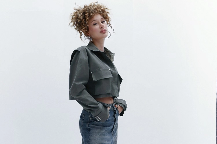 Mela Bedel'den yaza damga vuracak yeni hit: "Hadi Yallah"